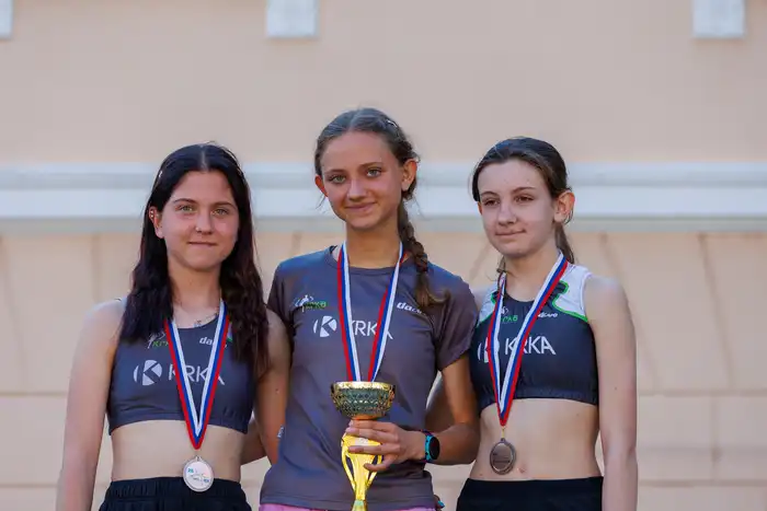 11775665046avtor-Jani-Brajkovič JB_M4617.webp-nm-tek.si